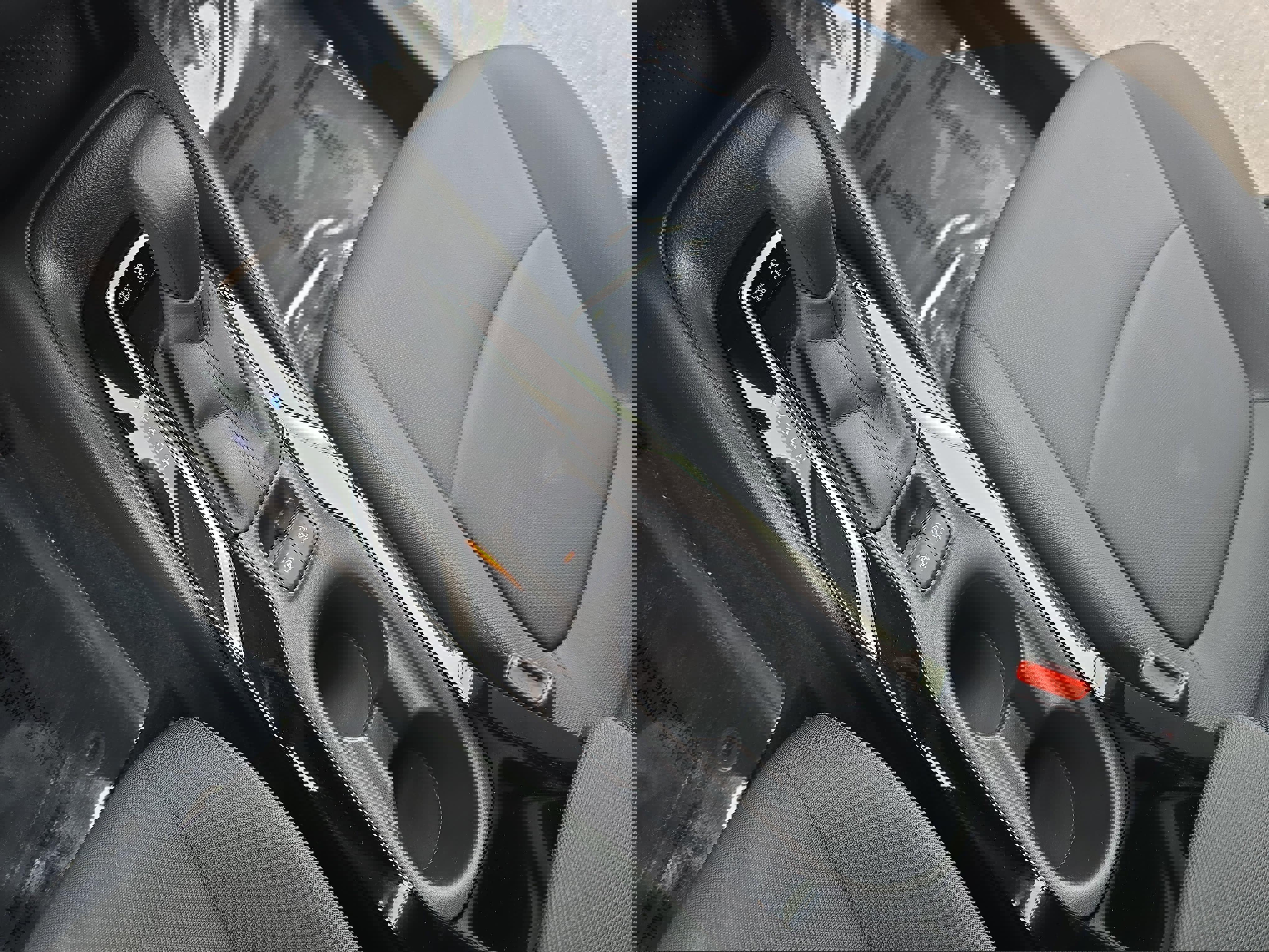 Used 2021 Toyota Corolla LE image 25