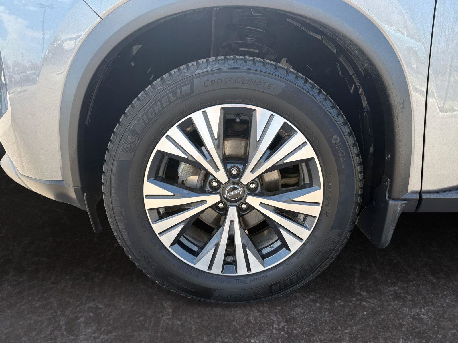Used 2023 Nissan Rogue SV w/ SV Premium Package AWD/4WD image 28