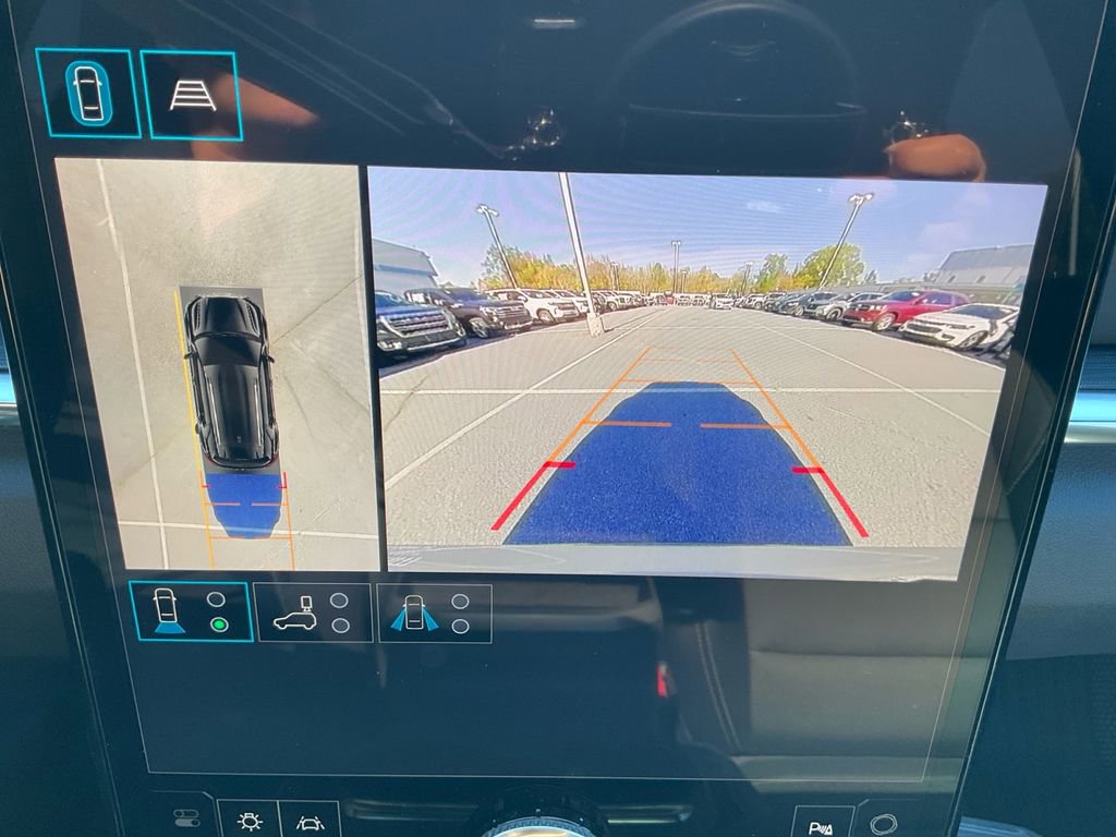 New 2026 GMC Terrain Elevation w/ Elevation Premium Package image 20