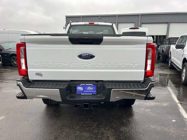 New 2026 Ford F350 XL w/ XL Chrome Package image 4