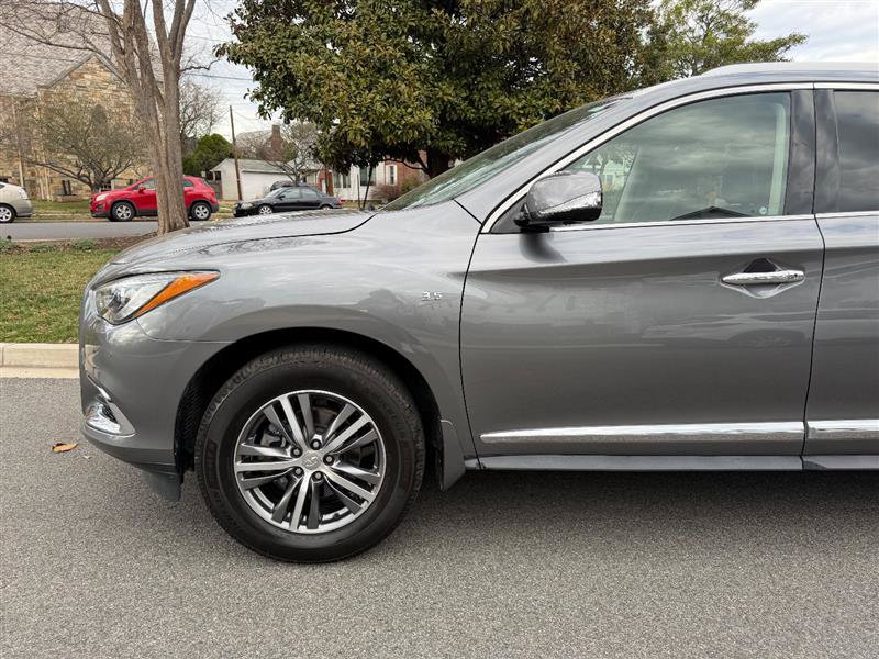 Used 2020 INFINITI QX60 Luxe w/ Essential Package AWD/4WD image 14