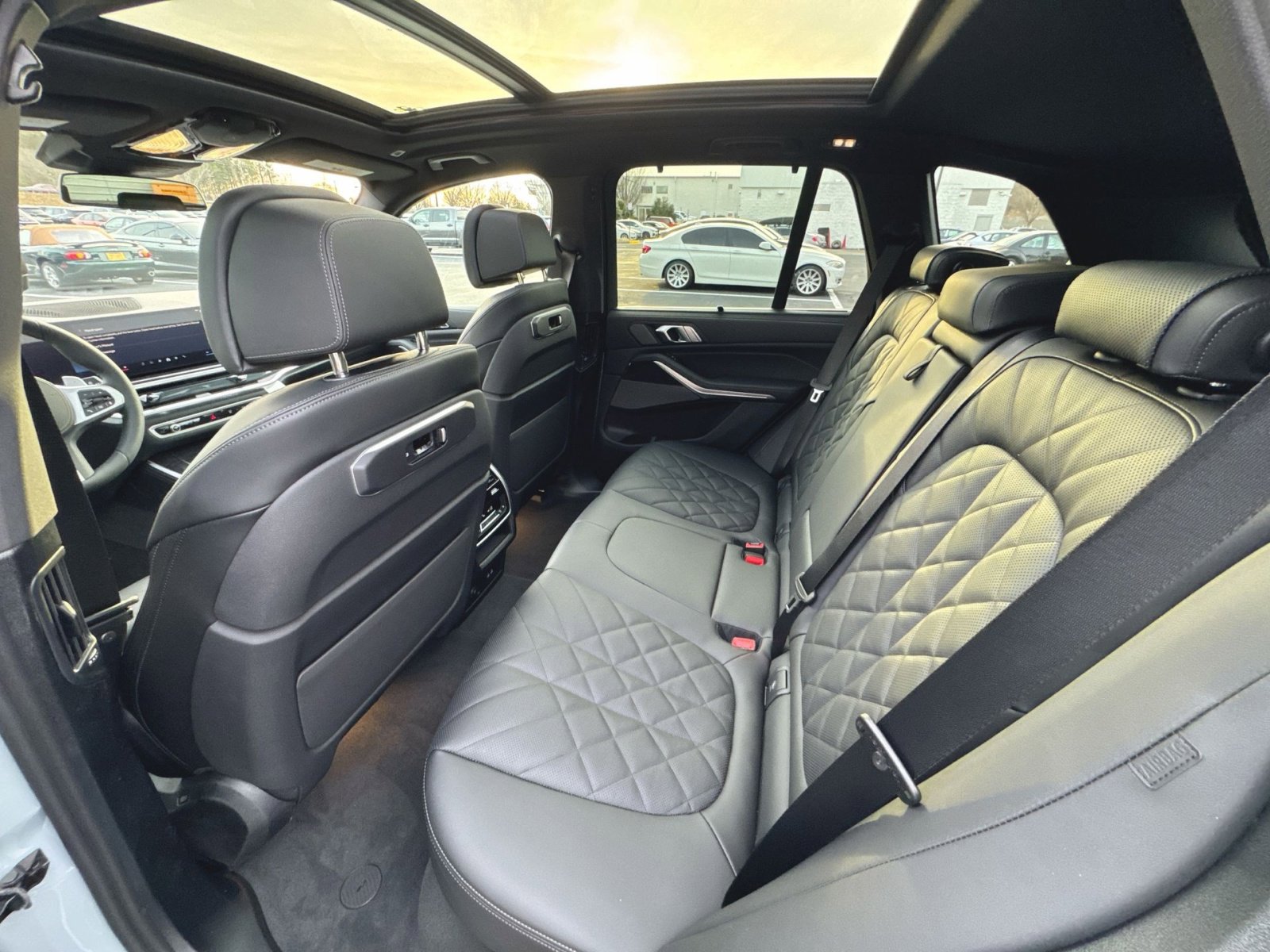 New 2026 BMW X5 xDrive40i w/ M Sport Package image 25