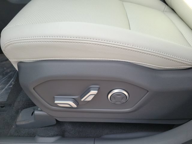 New 2026 Hyundai Santa Fe Limited AWD/4WD image 17