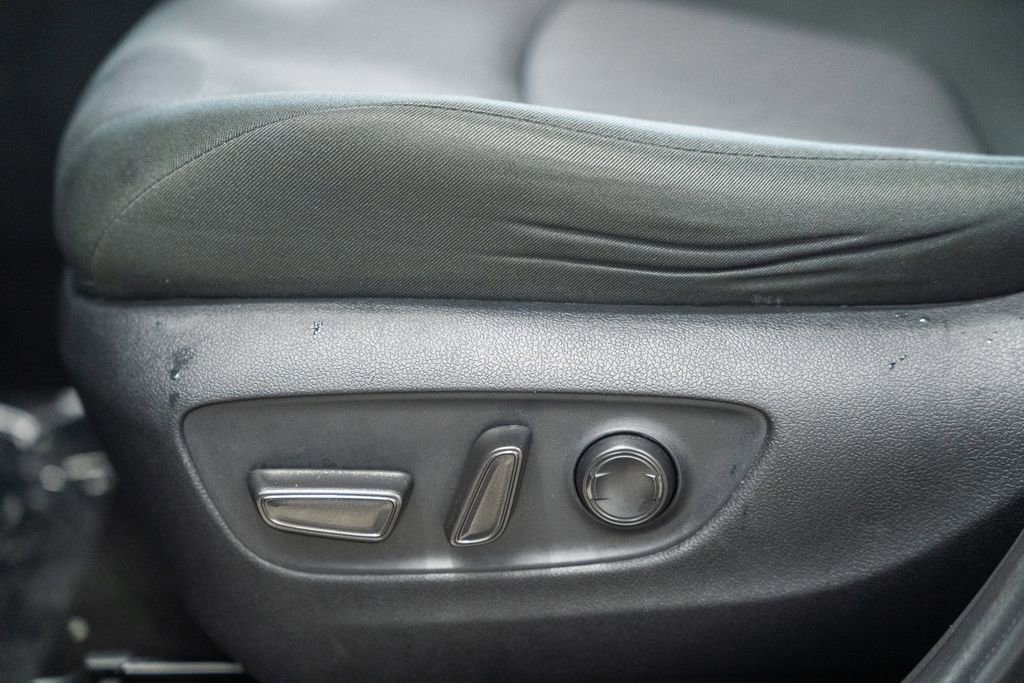 Used 2024 Toyota RAV4 XLE w/ Convenience Package AWD/4WD image 35