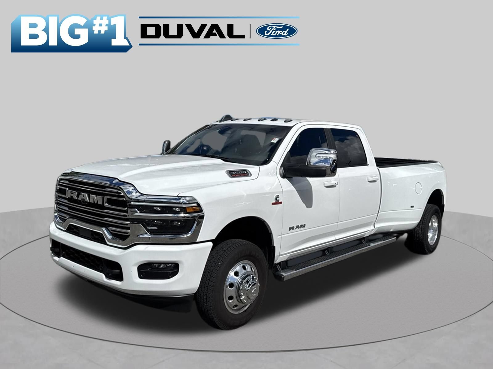 Used 2026 RAM 3500 Laramie AWD/4WD image 3