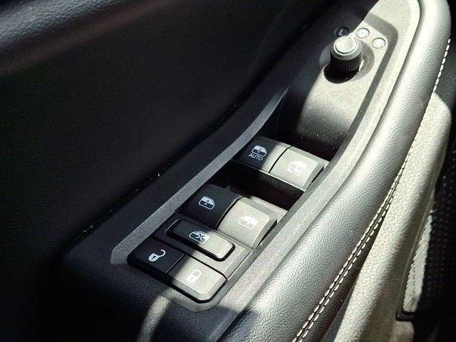Certified 2023 Jeep Grand Cherokee Altitude AWD/4WD image 31