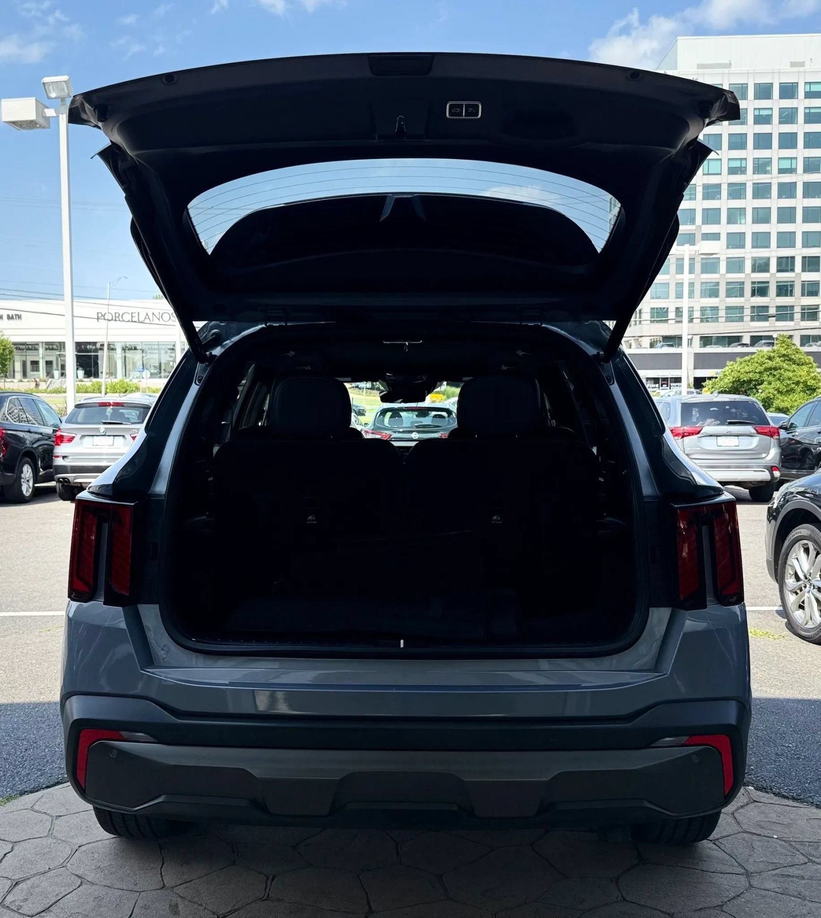 Used 2025 Kia Sorento SX AWD/4WD image 48