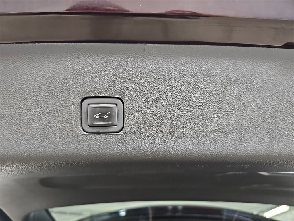 Certified 2023 Chevrolet Traverse LT image 21