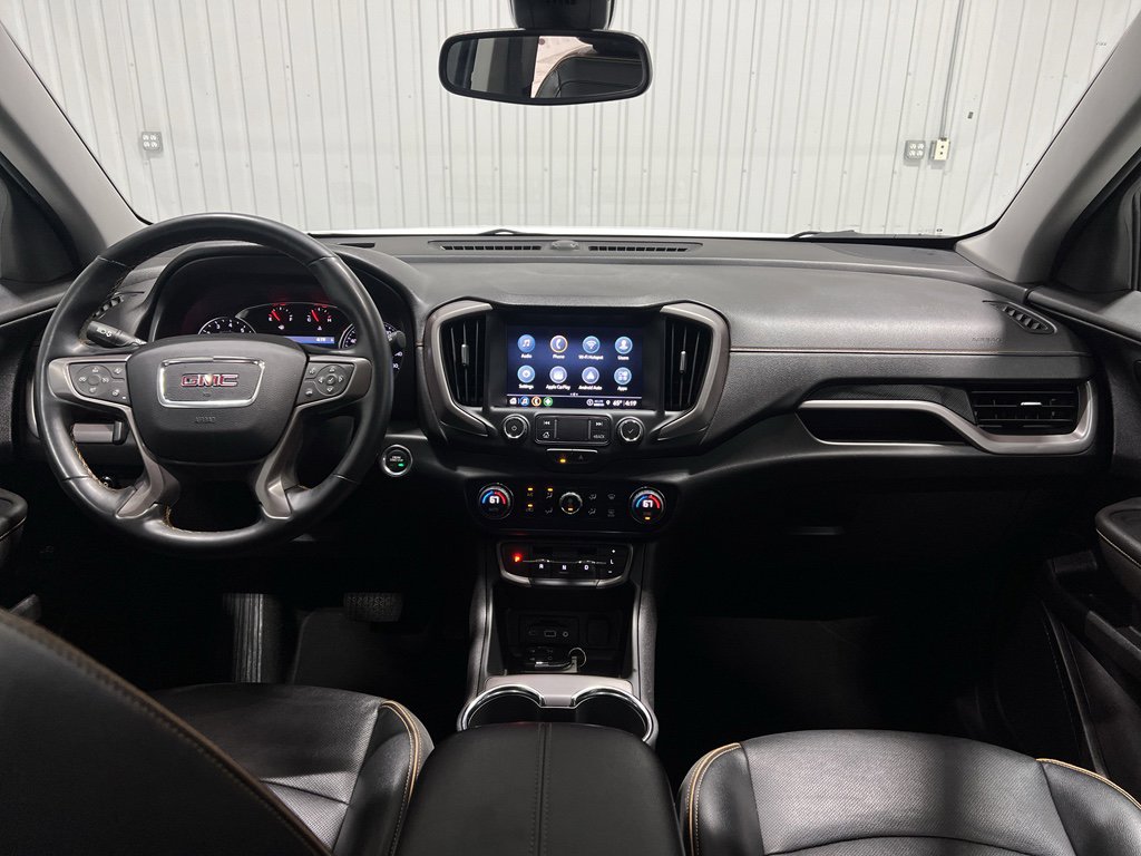 Used 2023 GMC Terrain AT4 image 18