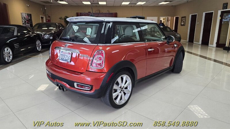 Used 2011 MINI Cooper S FWD image 4