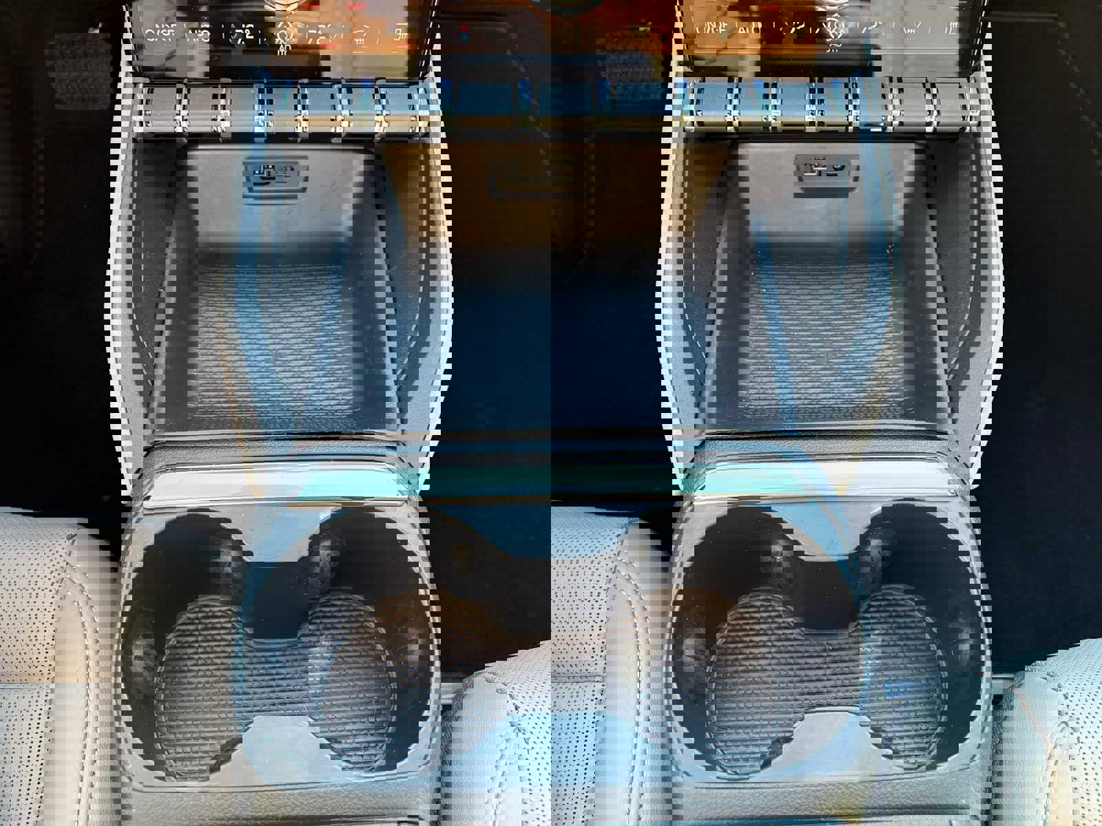 New 2026 GMC Terrain Elevation w/ Elevation Premium Package image 24