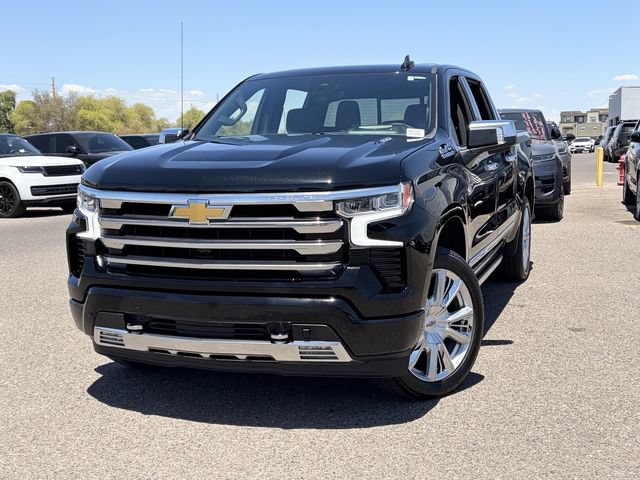 Used 2025 Chevrolet Silverado 1500 High Country AWD/4WD image 3