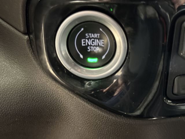 Used 2022 Chevrolet Silverado 1500 LT AWD/4WD image 16