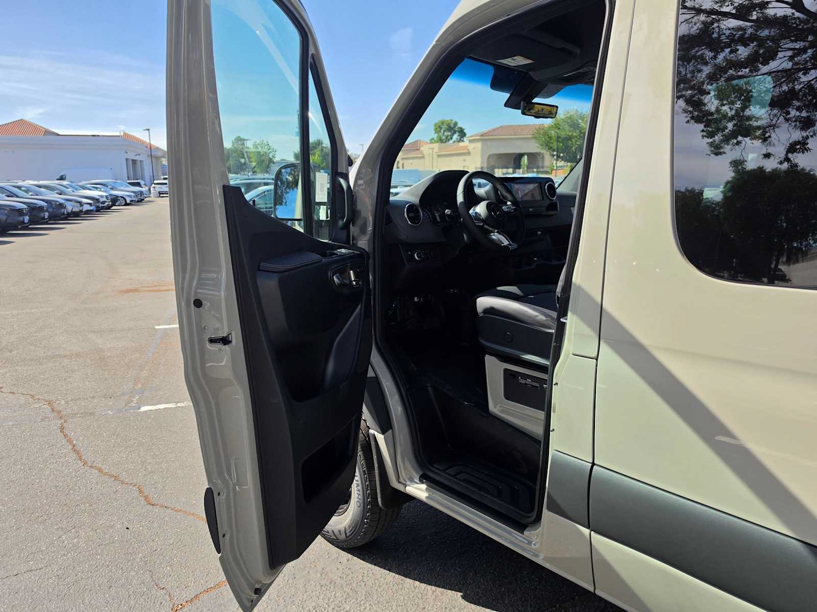 New 2026 Mercedes-Benz Sprinter 2500 image 19