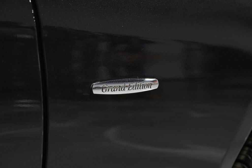 Used 2013 Mercedes-Benz CL 550 4MATIC image 46