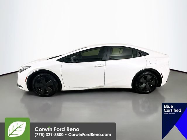 Used 2025 Toyota Prius LE image 4