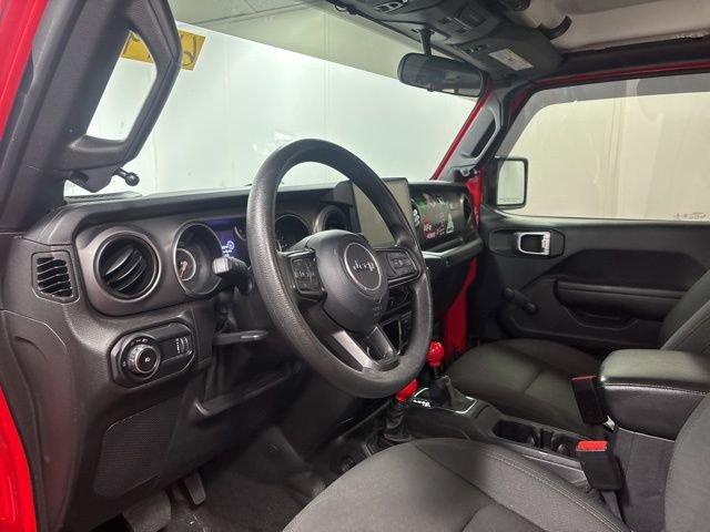 Used 2023 Jeep Wrangler Unlimited Sport AWD/4WD image 20