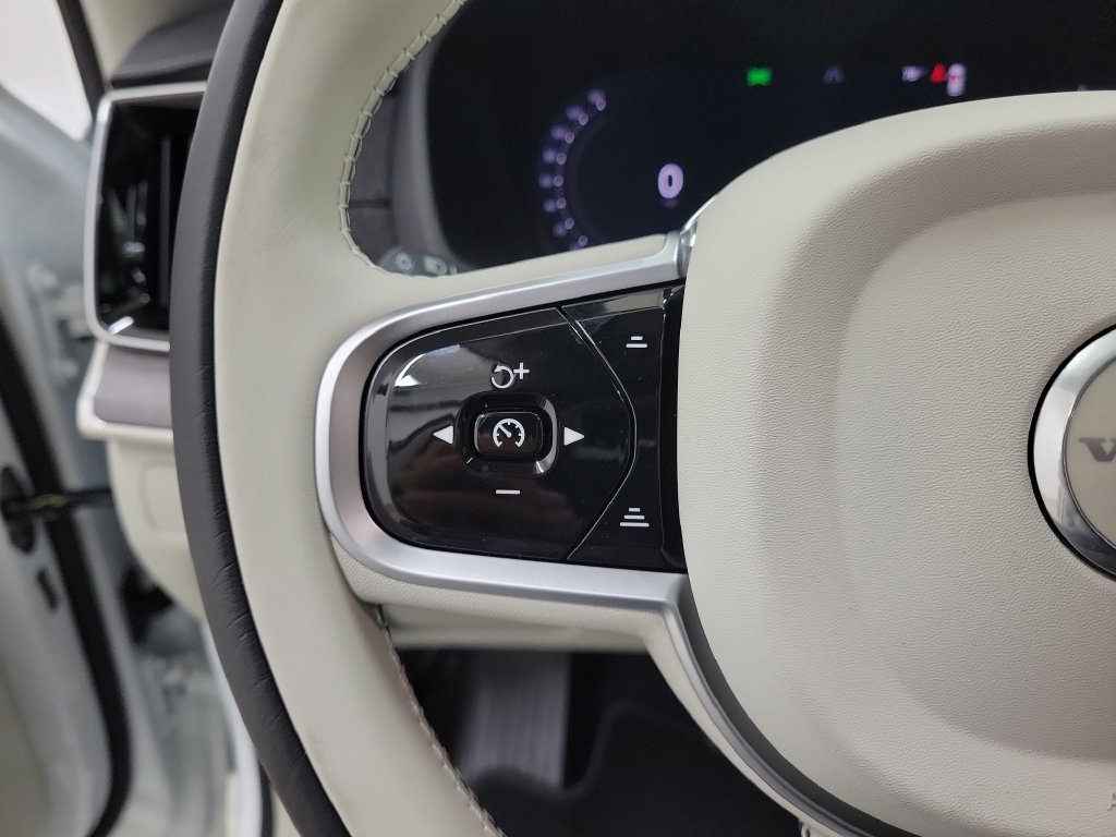 New 2026 Volvo XC90 B6 Ultra w/ Protection Package AWD/4WD image 25