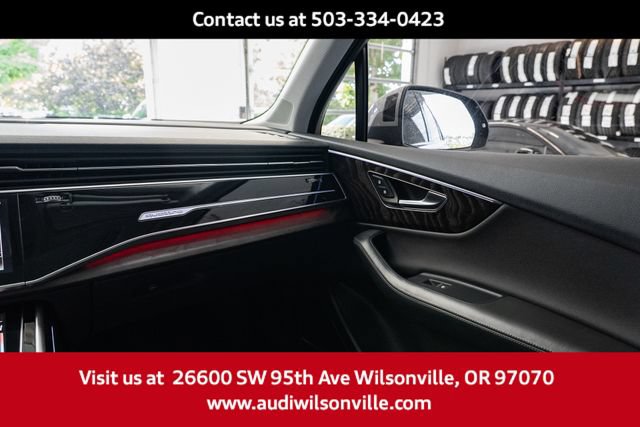 Used 2021 Audi Q7 3.0T Prestige AWD/4WD image 11