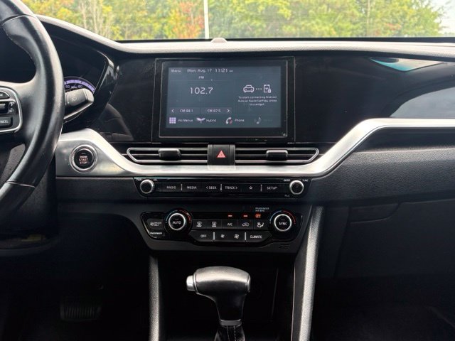 Used 2022 Kia Niro LXS FWD image 17