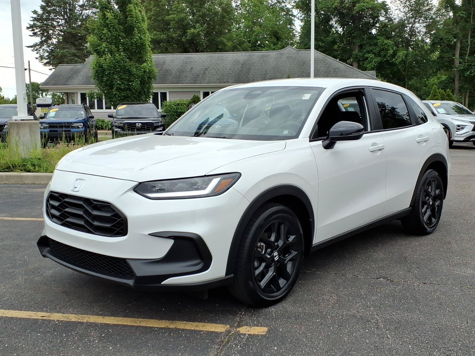Certified 2024 Honda HR-V Sport image 3