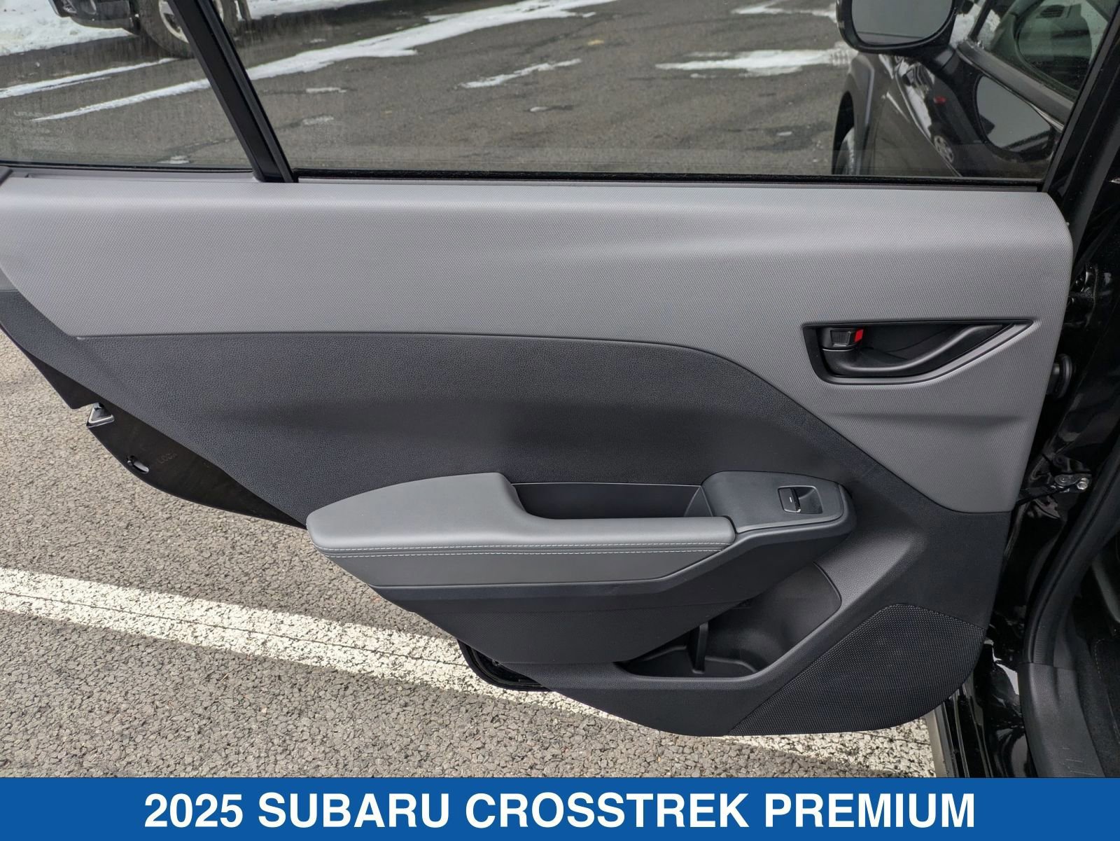 Certified 2025 Subaru Crosstrek 2.0i Premium image 28