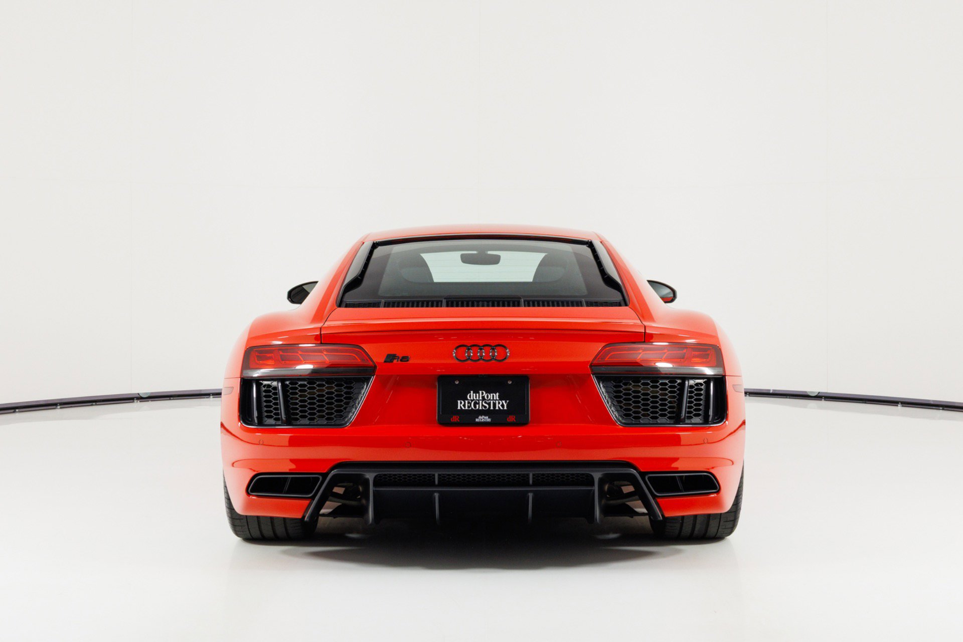 Used 2017 Audi R8 V10 AWD/4WD image 4