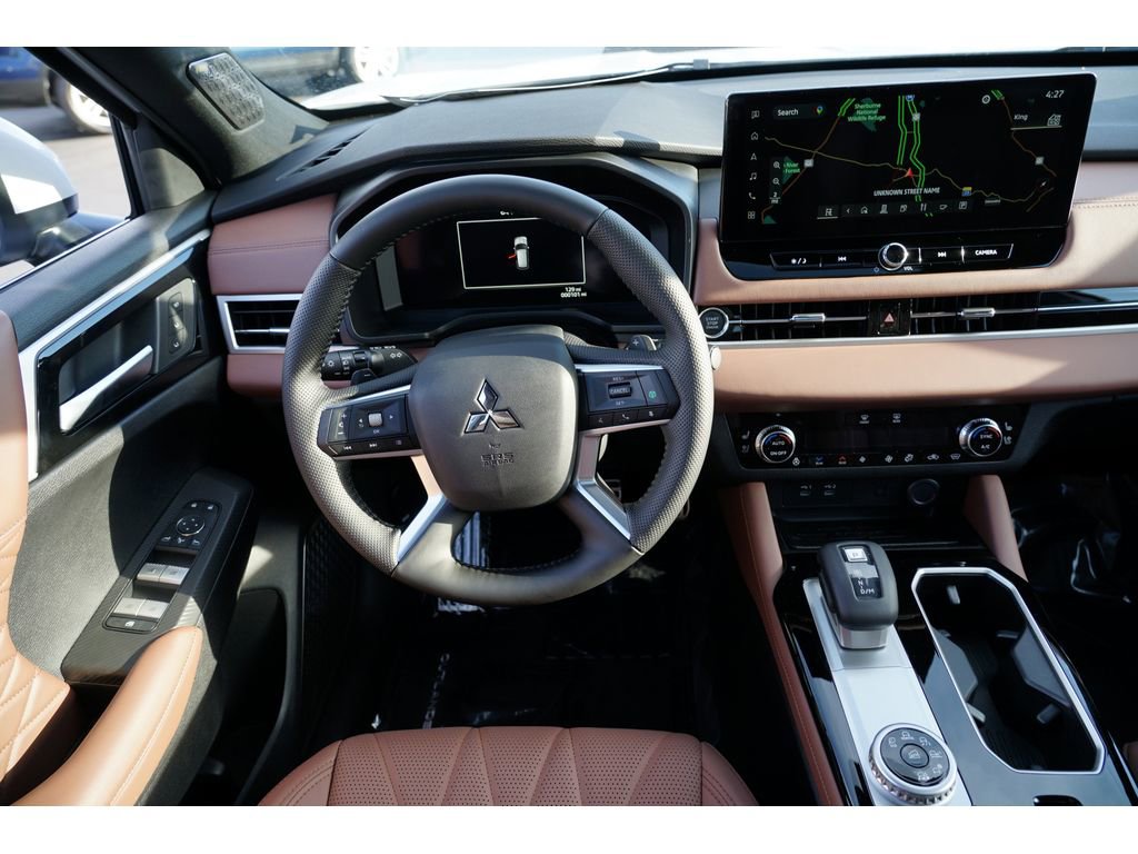 New 2025 Mitsubishi Outlander SEL image 19