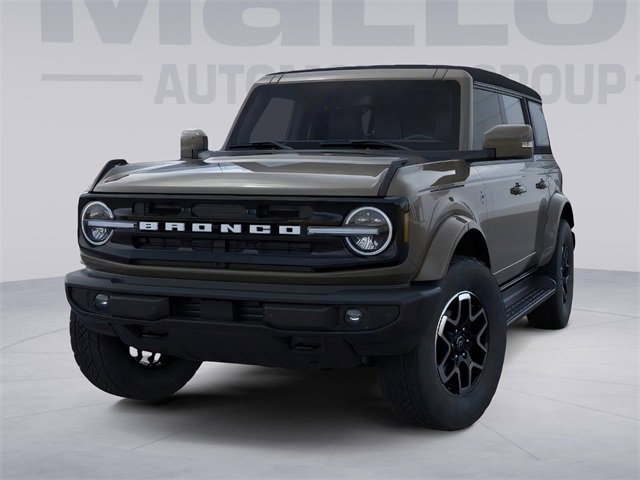 New 2025 Ford Bronco Outer Banks image 2