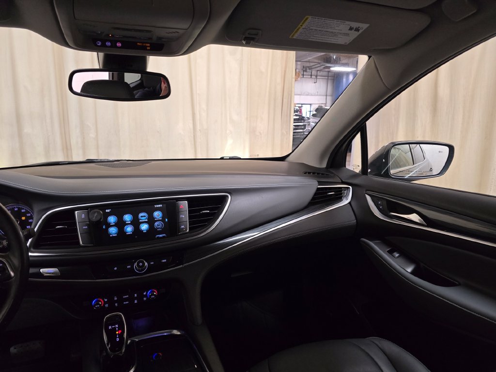 Used 2019 Buick Enclave Premium AWD/4WD image 28