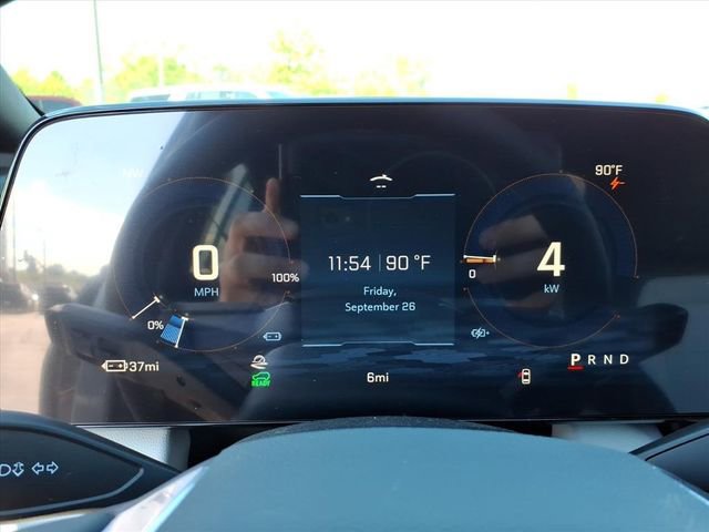 New 2026 Chevrolet Equinox EV LT image 8