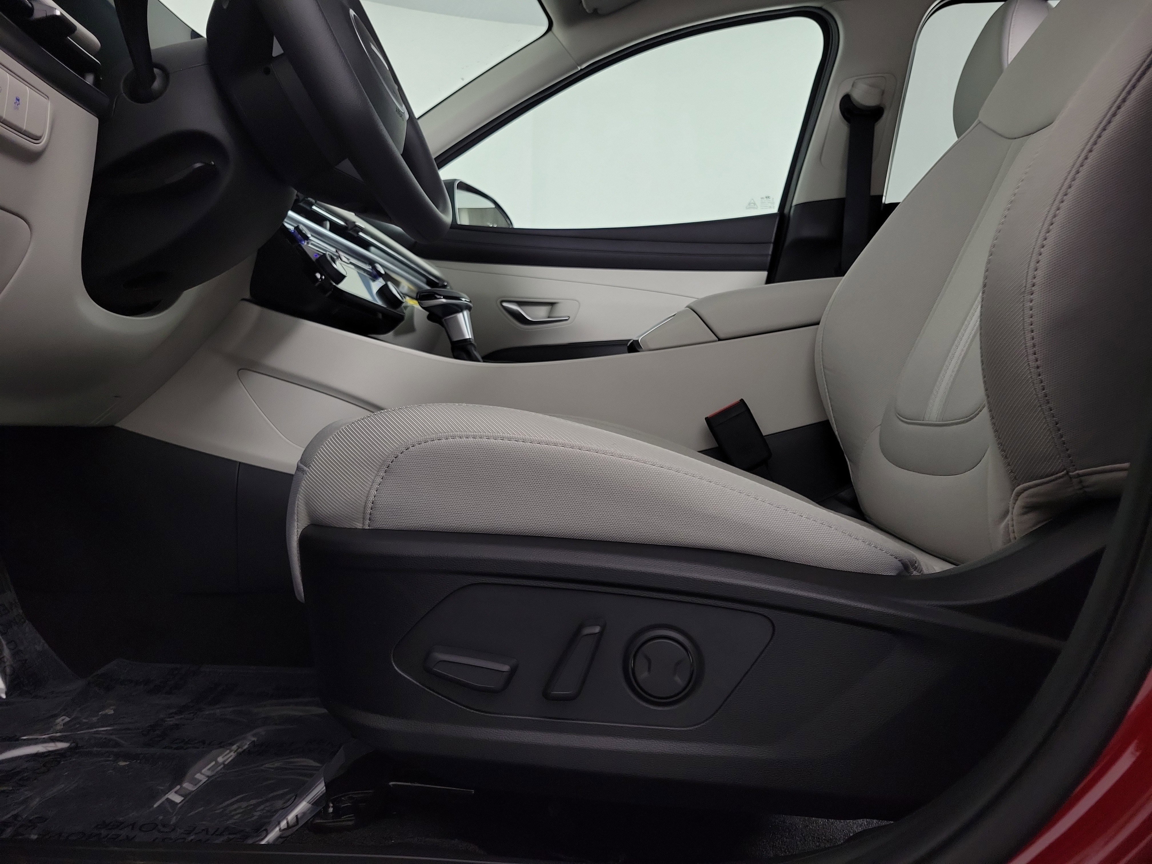 New 2025 Hyundai Tucson SEL image 26