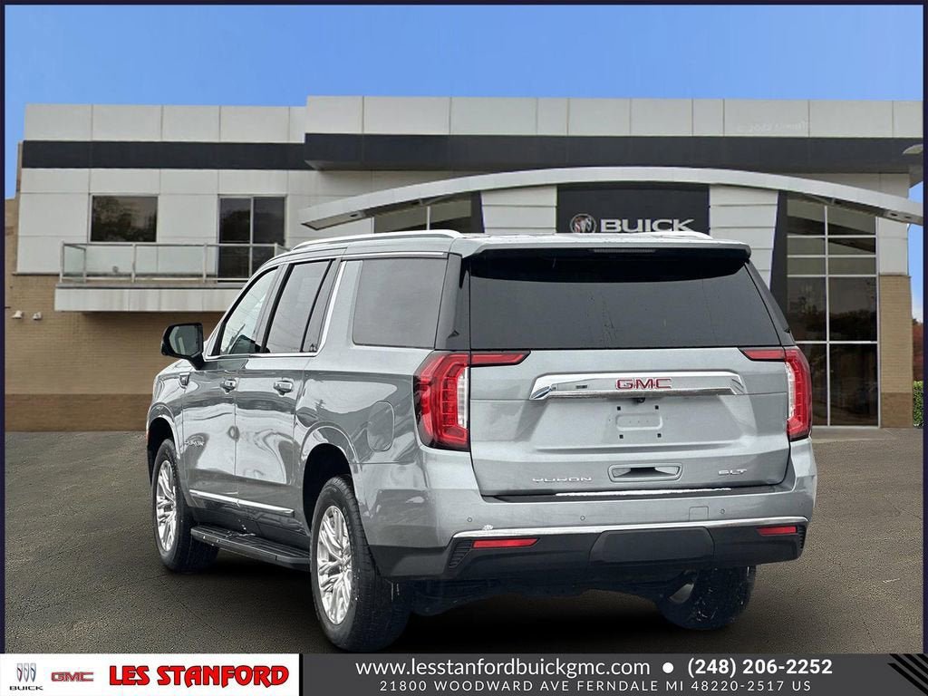 Used 2024 GMC Yukon XL SLT w/ SLT Premium Package AWD/4WD image 4