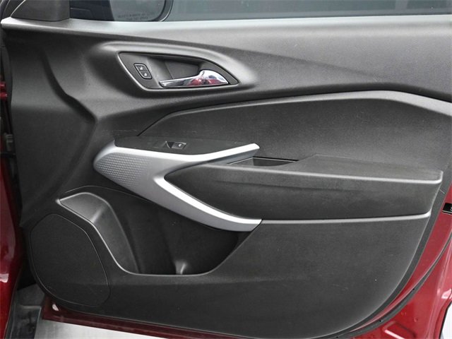 Used 2024 Chevrolet Trax LS image 17