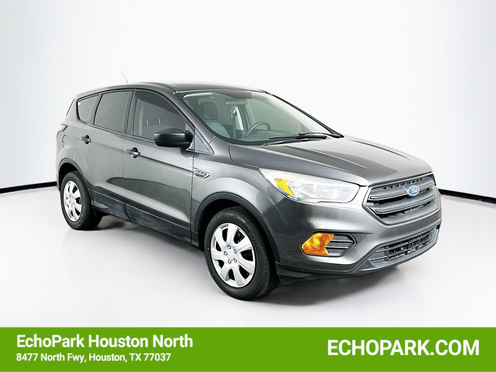 Used 2017 Ford Escape S FWD image 1