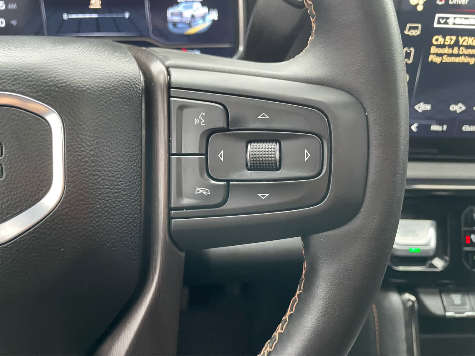 Used 2025 GMC Sierra 2500 AT4 w/ AT4 Premium Plus Package image 21