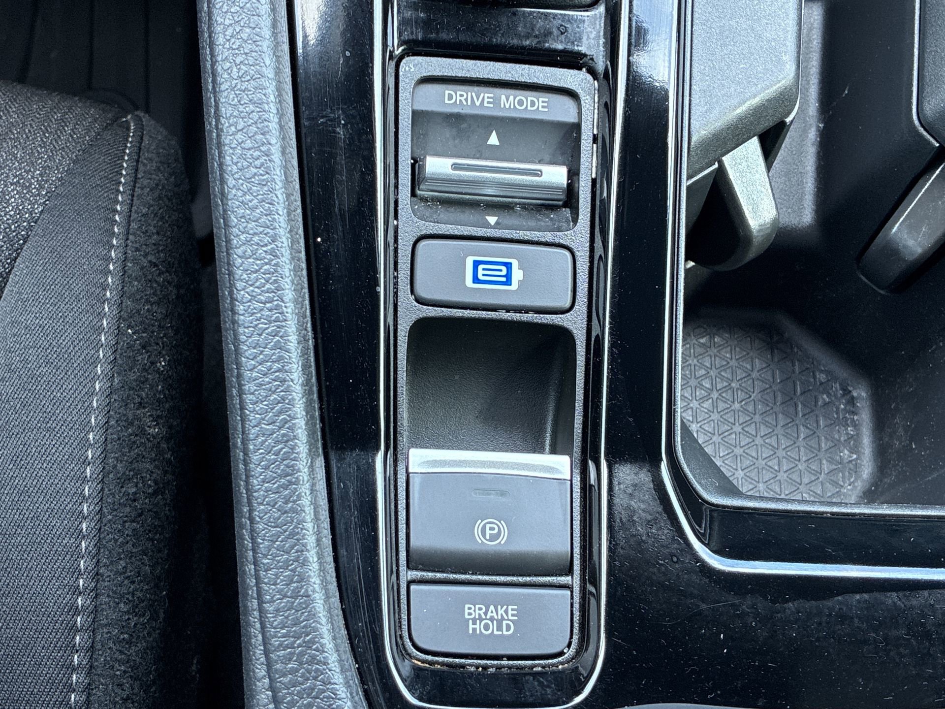 Certified 2024 Honda Accord Sport image 41