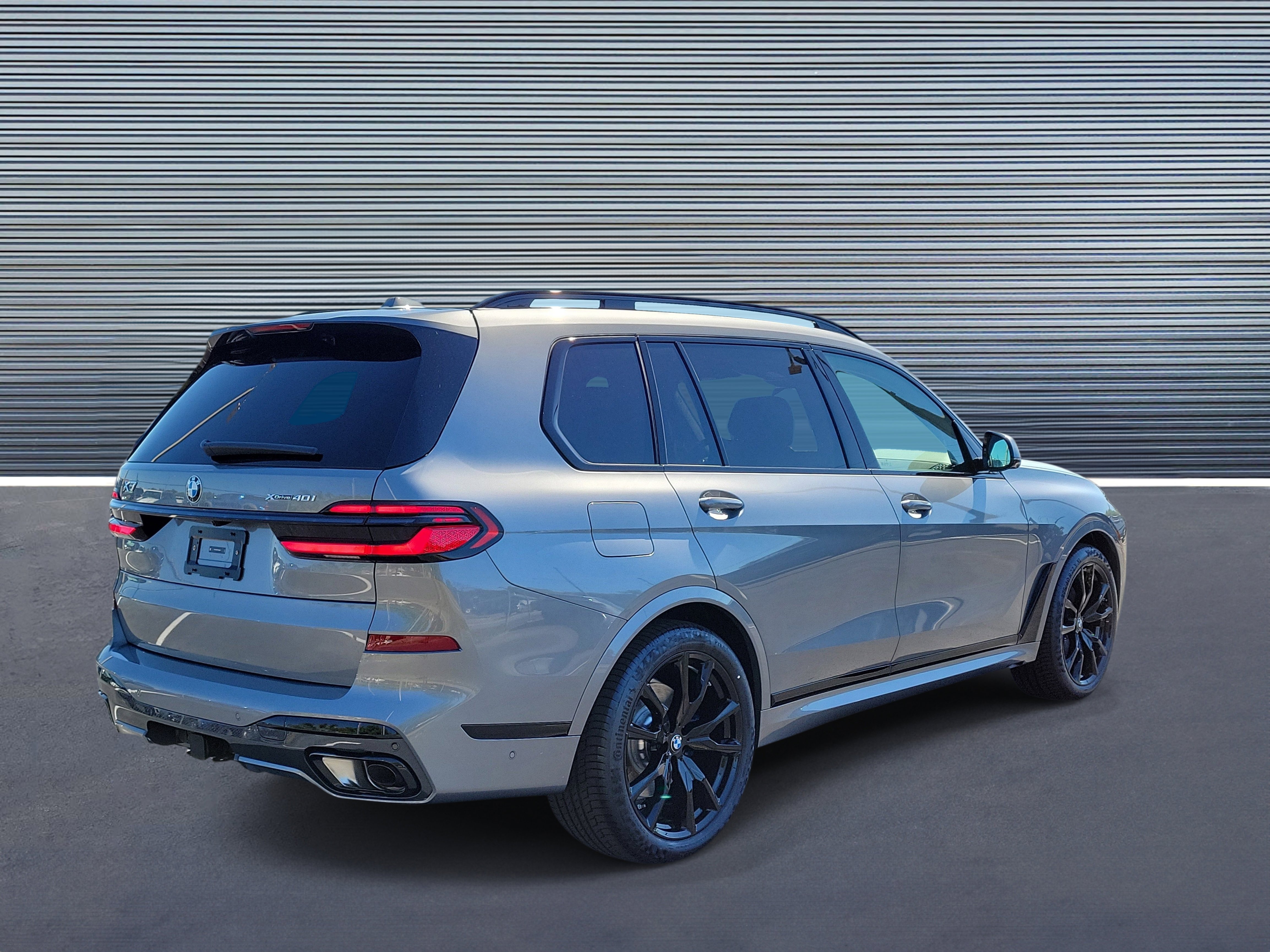 New 2026 BMW X7 xDrive40i w/ Executive Package image 3