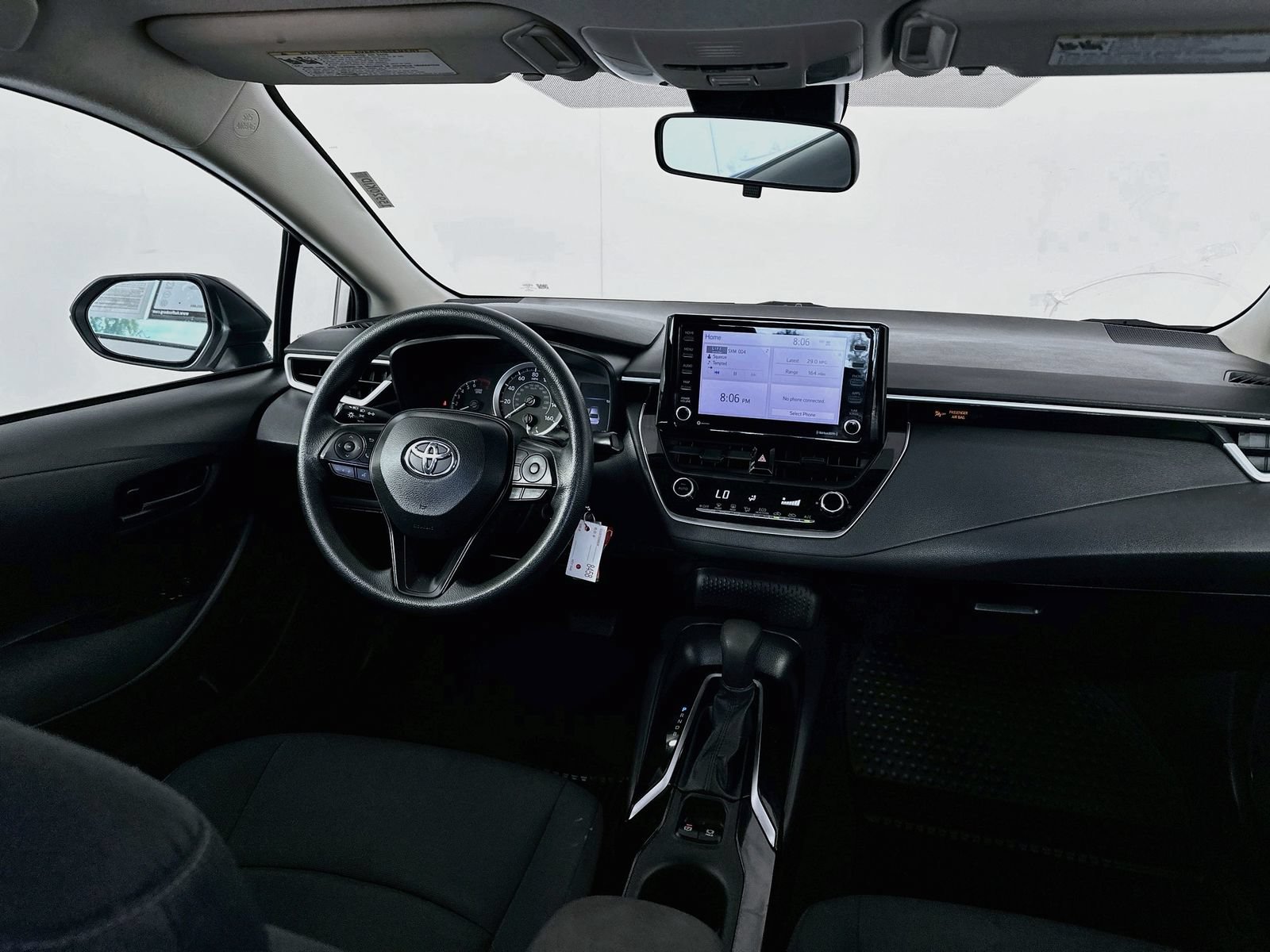 Used 2022 Toyota Corolla LE FWD image 21