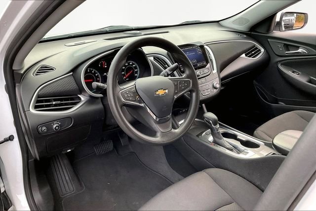Used 2024 Chevrolet Malibu LT image 12