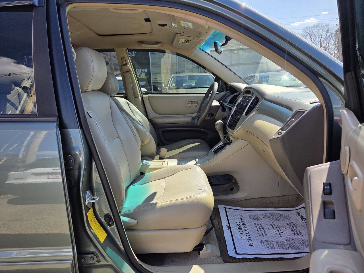Used 2004 Toyota Highlander 2WD image 20