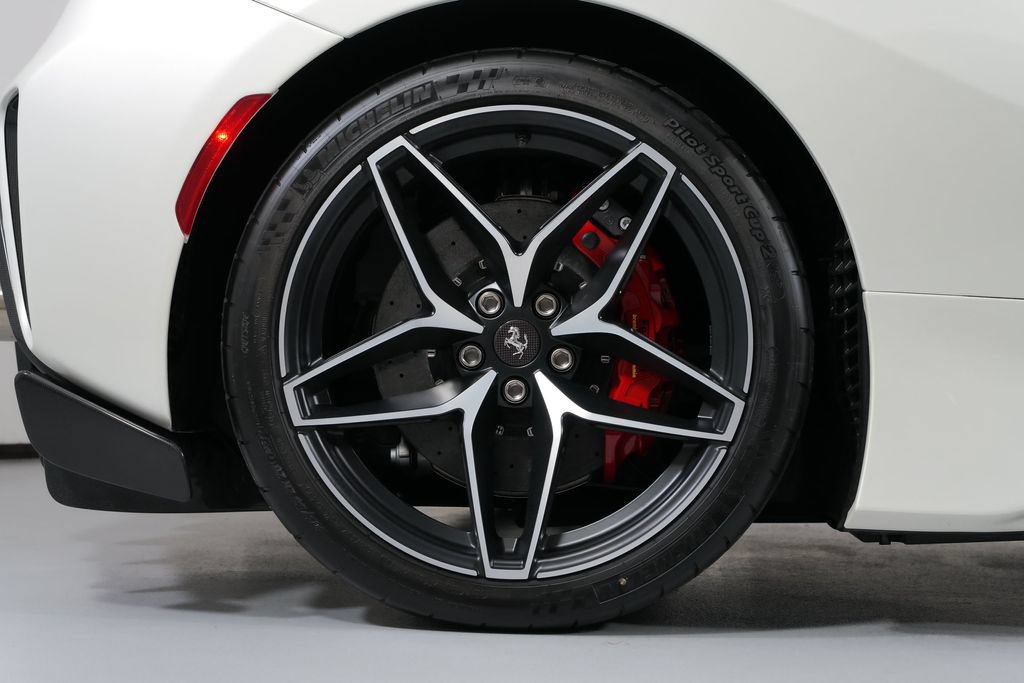 Used 2020 Ferrari 488 Pista Spider RWD image 21