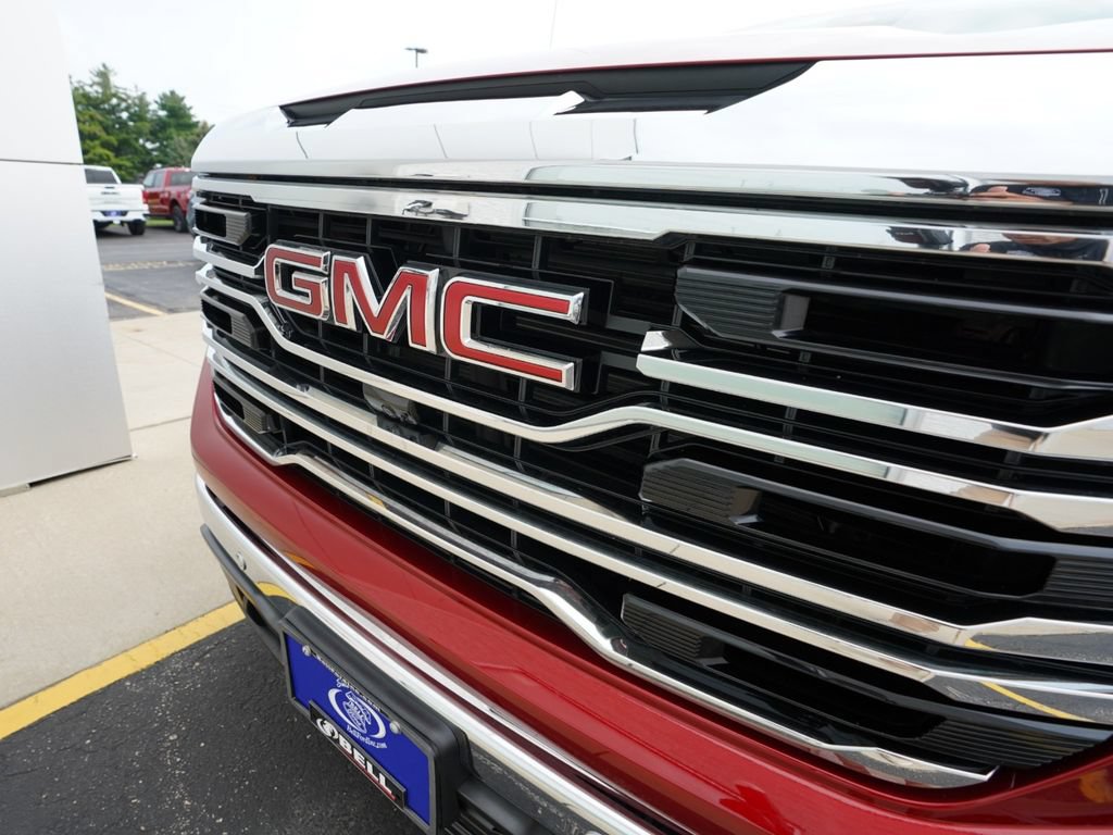 Used 2025 GMC Sierra 1500 SLT w/ SLT Premium Plus Package AWD/4WD image 37