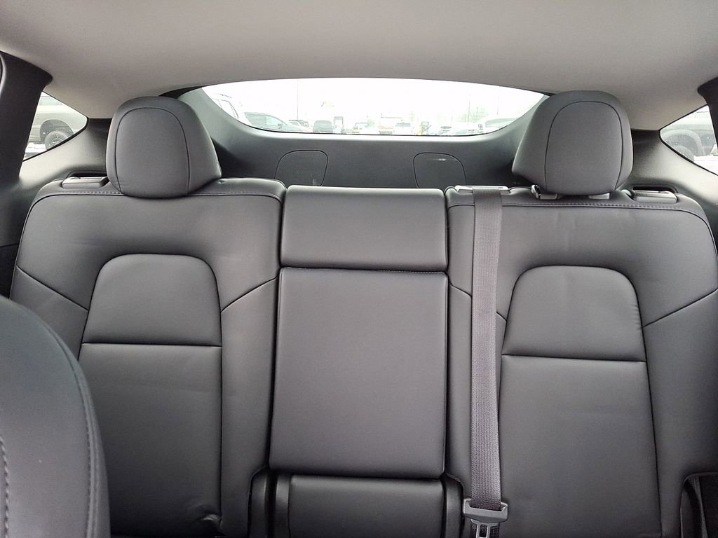 Used 2023 Tesla Model Y Long Range image 19