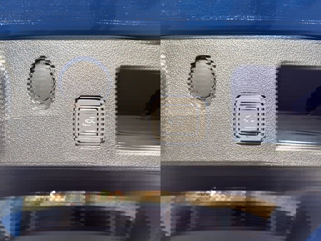 New 2026 GMC Terrain Elevation w/ Elevation Premium Package image 21