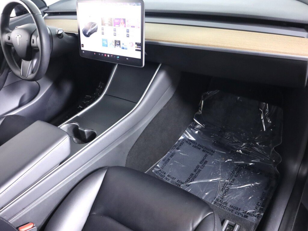 Used 2020 Tesla Model Y Long Range image 40