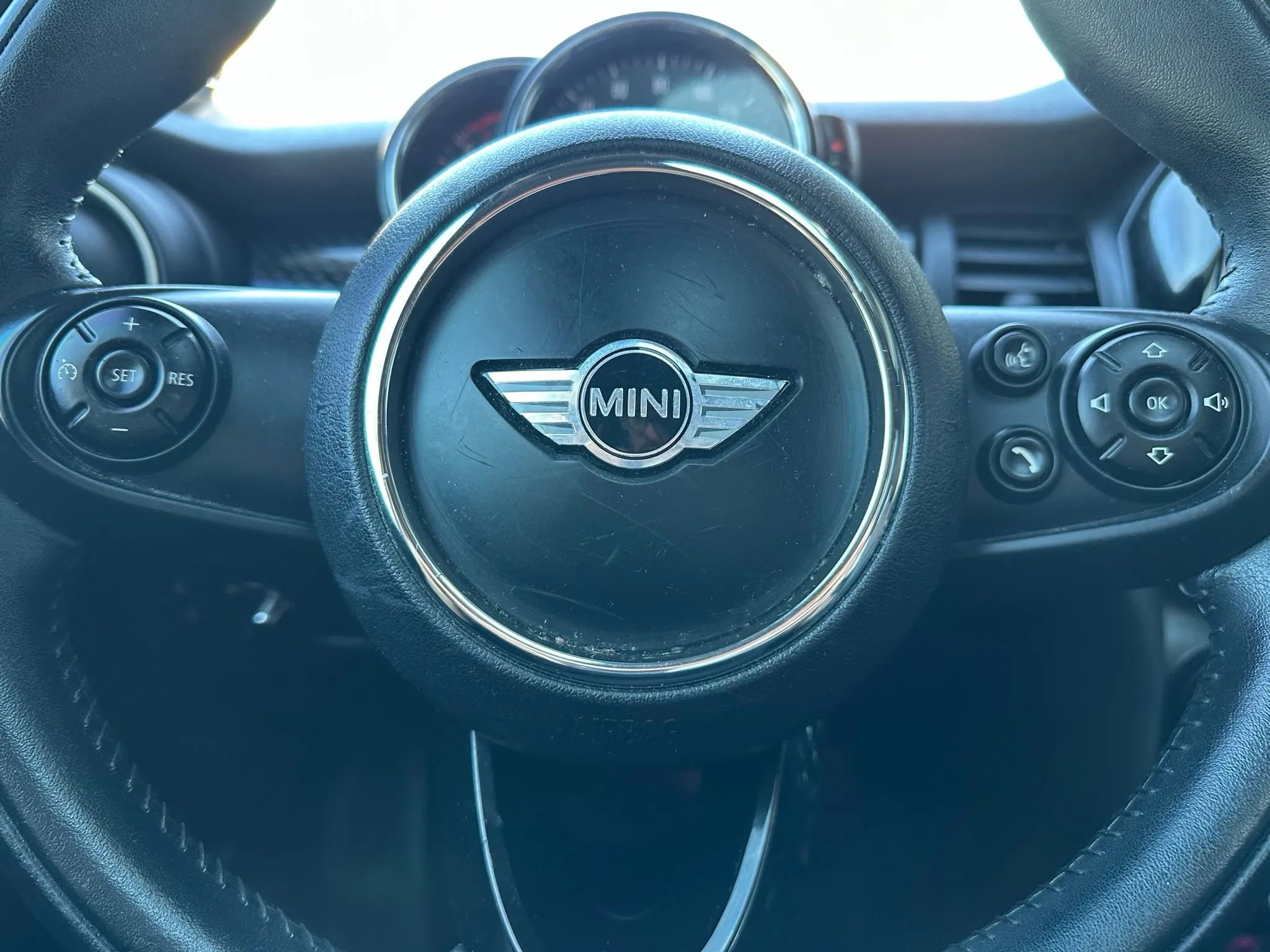 Used 2015 MINI Cooper S image 17