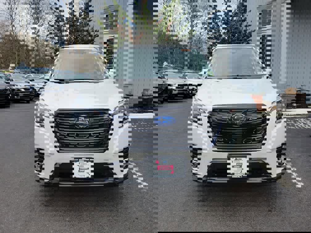 Used 2023 Subaru Forester Premium image 9