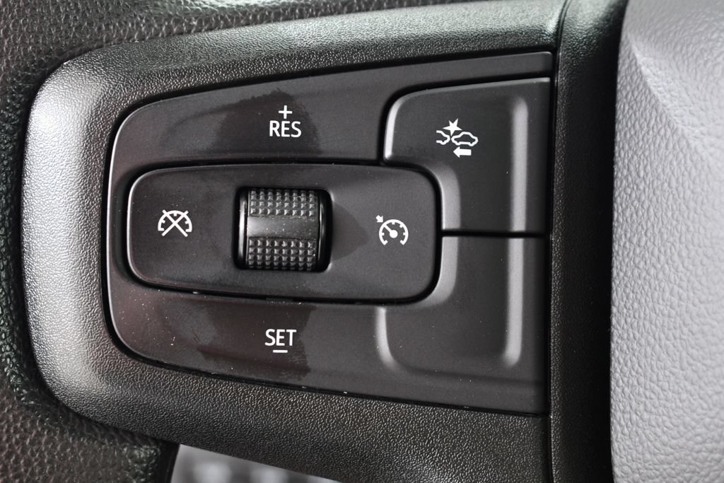 Used 2025 Chevrolet Silverado 3500 W/T AWD/4WD image 29