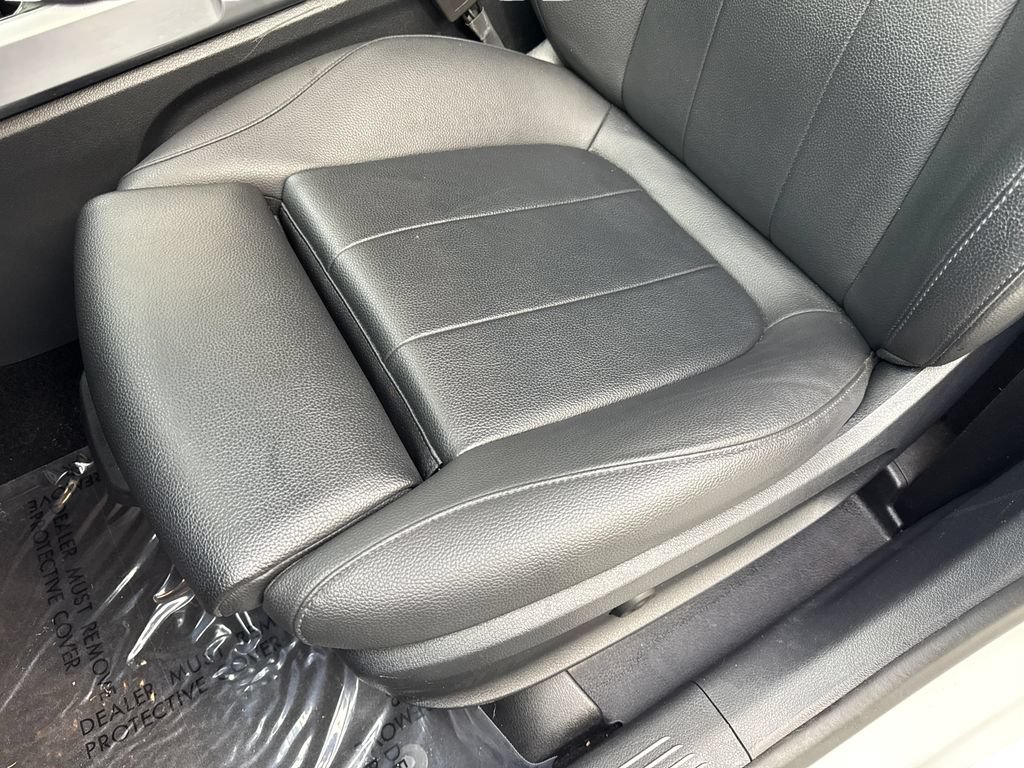 Used 2024 Mercedes-Benz GLB 250 image 27